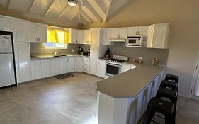 Ixoras Beach Apartments